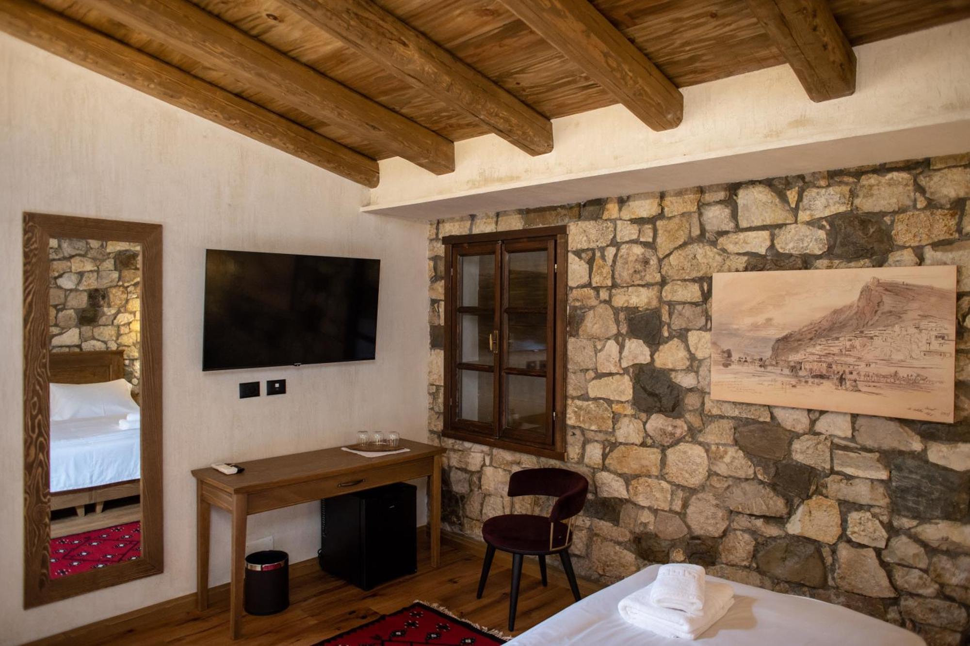 Vista Boutique Hotel Berat Kültér fotó
