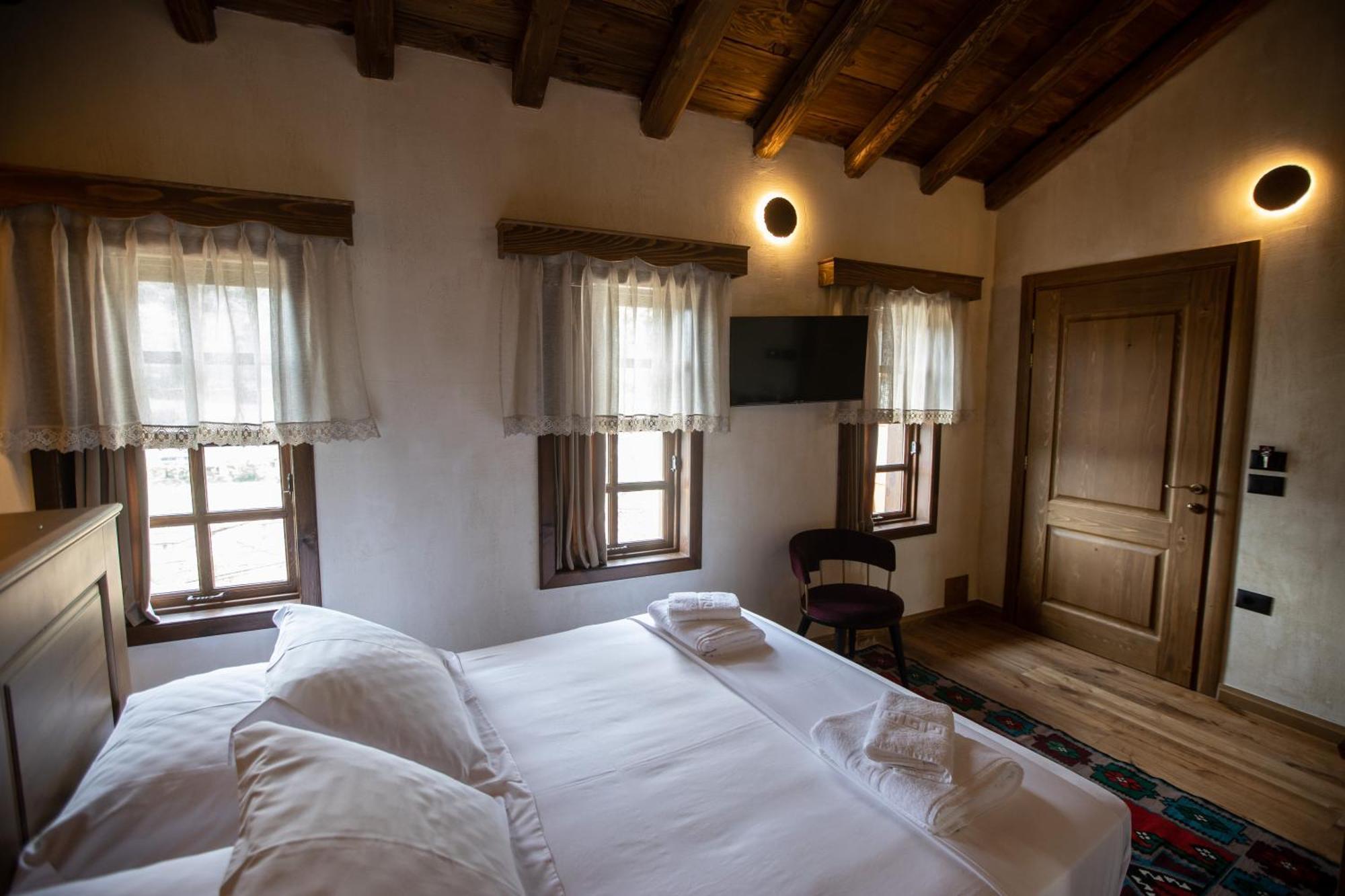 Vista Boutique Hotel Berat Kültér fotó