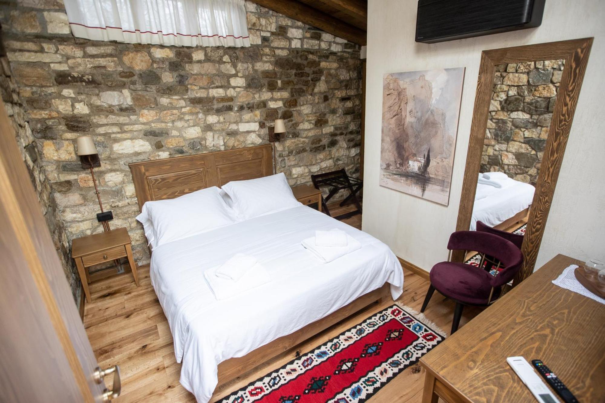 Vista Boutique Hotel Berat Kültér fotó