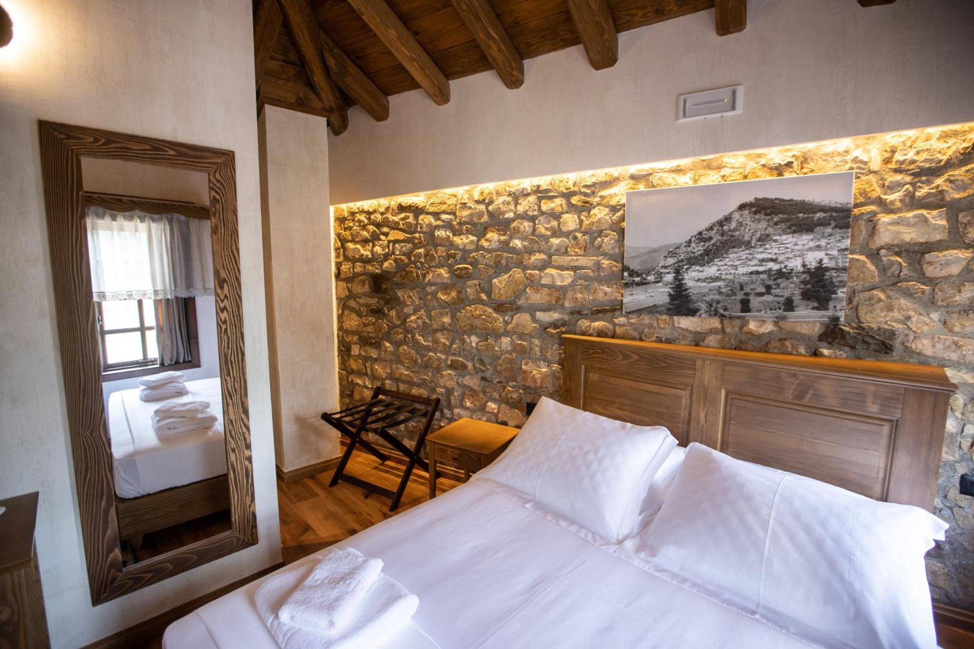 Vista Boutique Hotel Berat Kültér fotó