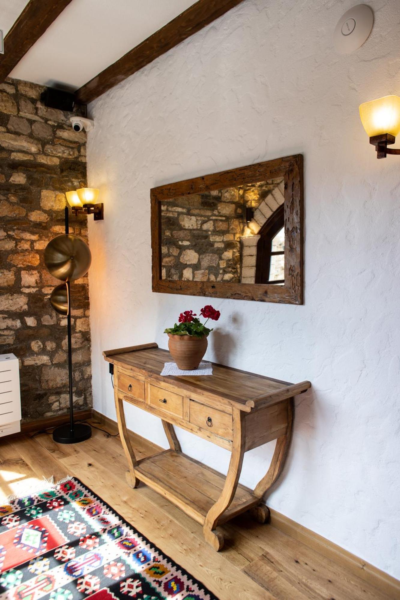 Vista Boutique Hotel Berat Kültér fotó